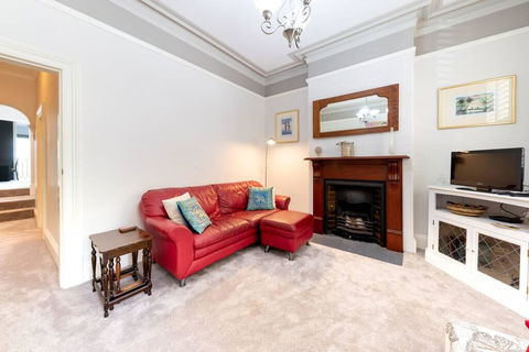 Beautiful Modern Historic Home Near Sydney Harbour - Accommodation Gladstone 2