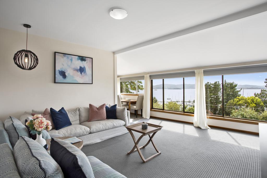 Beauty Point TAS Accommodation Gladstone