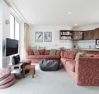 Beehive 14 - Accommodation Gladstone