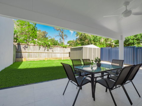Beerburrum St, 2/22 Dicky Beach - Accommodation Gladstone 0