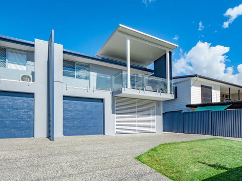 Beerburrum St, 2/22 Dicky Beach - Accommodation Gladstone 2
