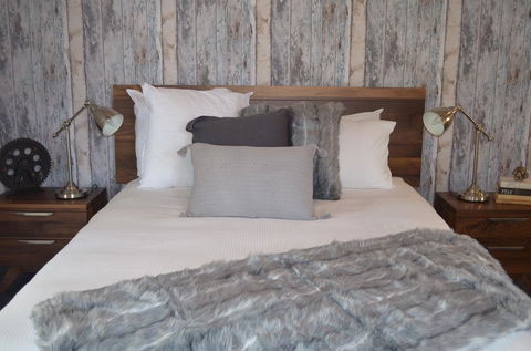 Bella Cosa Bed And Breakfast - Accommodation Gladstone 0