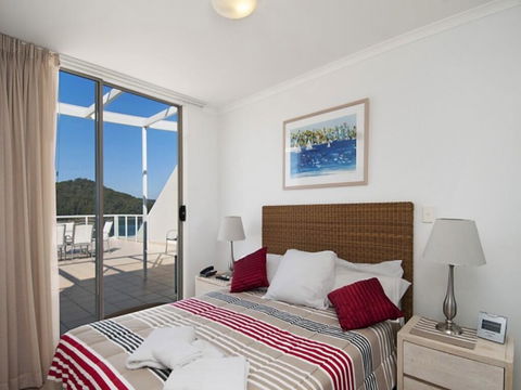 Bella Mare - 2 Bedroom Ocean View Terrace Apt - Accommodation Gladstone 2