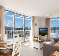 Bella Mare - 2 Bedroom Ocean View Terrace Apt - Accommodation Gladstone