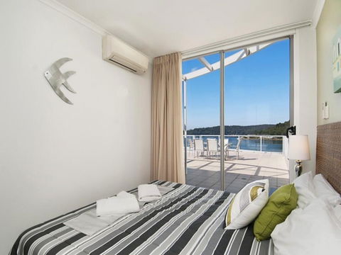 Bella Mare - 2 Bedroom Ocean View Terrace Apt - Accommodation Gladstone 3