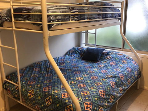Bella Vista - Accommodation Gladstone 1