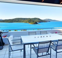 Bella Vista E9 - Ocean View Spacious 2 Bedroom with golf buggy - Accommodation Gladstone