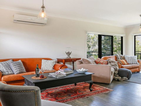 Bellara - Your Home Among The Gum Trees! - Accommodation Gladstone 1