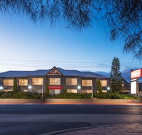 Bellevue On The Lakes - Accommodation Gladstone