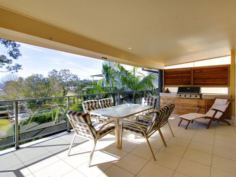 Bellima Beach House', 9 Jackson Close - Huge Duplex With Air Con And Fabulous Views - Accommodation Gladstone 2