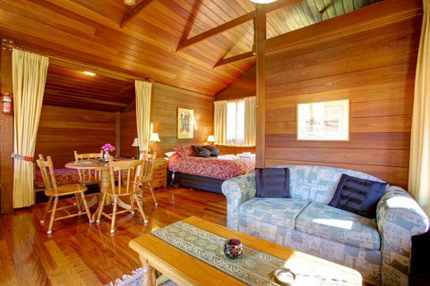 Bellingen Koompartoo Retreat - Accommodation Gladstone 0