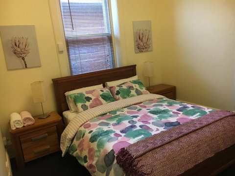 BELMONT 11 Bedroom Home In The Heart Of Victor Harbor - Accommodation Gladstone 3