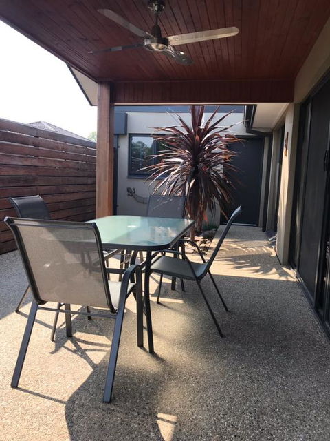 Ben's Place - Modern & Convenient - Accommodation Gladstone 3