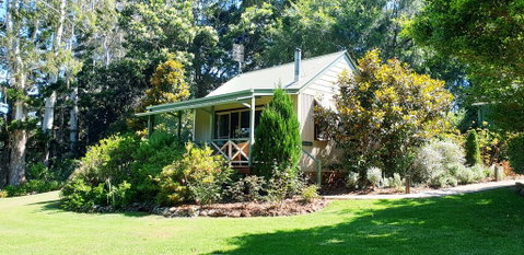 Bendles Cottages - Accommodation Gladstone 2