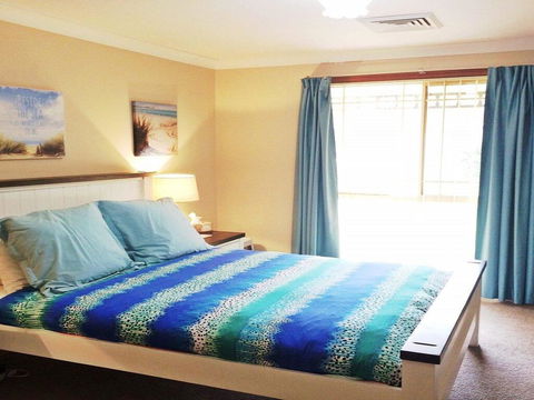 Benvenue - Resort Style With Pool - Accommodation Gladstone 1