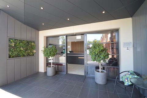 Best Western Bluegum Motel - Accommodation Gladstone 2