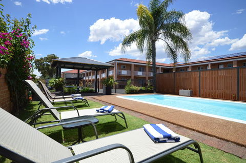Best Western Bluegum Motel - Accommodation Gladstone 1