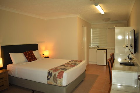 Best Western Parkside Motor Inn - Accommodation Gladstone 2