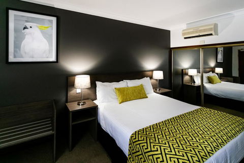 Best Western Plus Ambassador Orange - Accommodation Gladstone 1