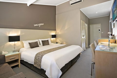 Best Western Sanctuary Inn - Accommodation Gladstone 1