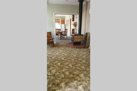 Betty's Place - Accommodation Gladstone 3
