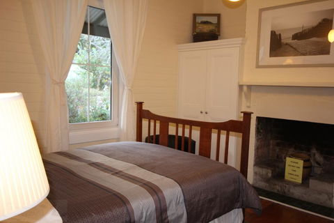 Bienvenue - Accommodation Gladstone 2