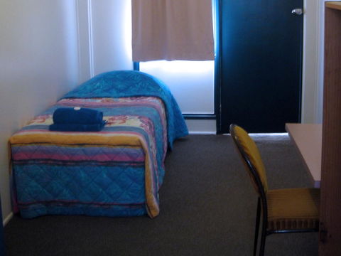 Billabong Hotel - Accommodation Gladstone 3