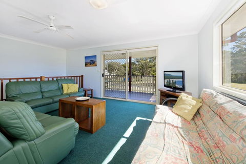 Bimbimbi 1, 11 Willow Street - Accommodation Gladstone 3