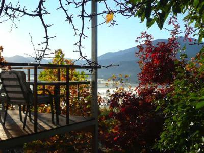Birches Luxury Spa Chalets - Accommodation Gladstone 2
