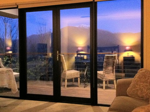 Birches Luxury Spa Chalets - Accommodation Gladstone 0