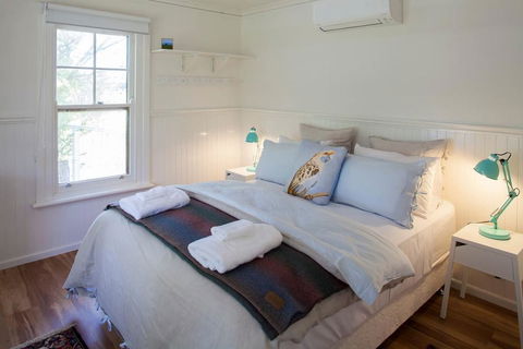 Bird House - Accommodation Gladstone 2