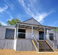 Black Sheep Inn - Accommodation Gladstone