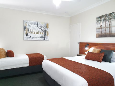 Black Sheep Motel Goulburn - Accommodation Gladstone 0