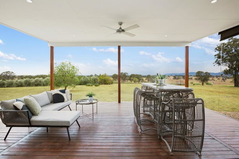 Blackwattle Retreats - Accommodation Gladstone 2