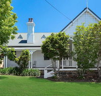 Blake House - iconic coastal homestead - Accommodation Gladstone