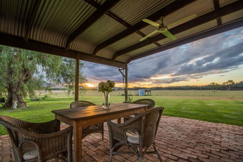 Blaxland's Cottage - Accommodation Gladstone 1