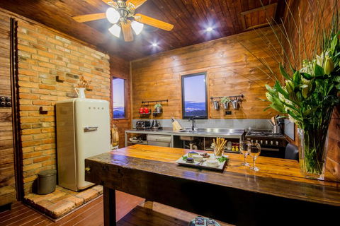 Blaxland's Cottage - Accommodation Gladstone 3