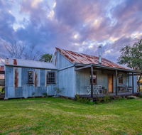 Blaxland's Cottage - Accommodation Gladstone