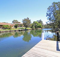 Blue Lagoon - Waterfront - Accommodation Gladstone