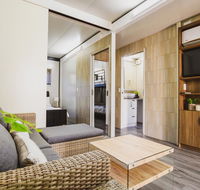 Blue Sapphire Village - Accommodation Gladstone