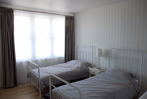 Bluebell - Accommodation Gladstone 0