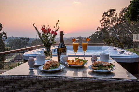 Blueberry Hills On Comleroy - Accommodation Gladstone 0