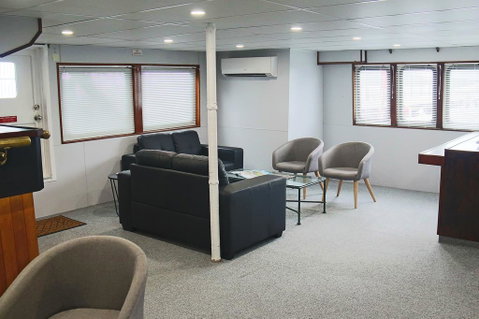 Boatel Cairns - Accommodation Gladstone 3