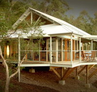 Bombah Point Eco Cottages - Accommodation Gladstone