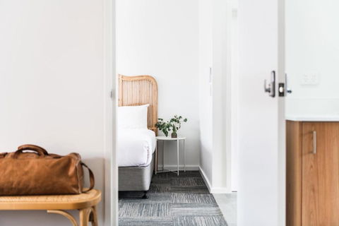 The Ned Ryan Motel - Accommodation Gladstone 1
