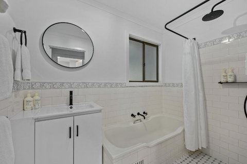 The Shore Guest House Milang - Accommodation Gladstone 3