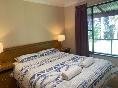 Tinglewood Cabins - Accommodation Gladstone 3