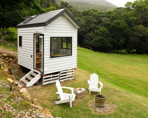 Tiny Nest - Accommodation Gladstone 1