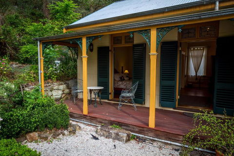 Tizzana Winery Bed And Breakfast - Accommodation Gladstone 3