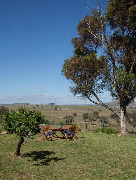 Wantana Cottage Farmstay - Accommodation Gladstone 0